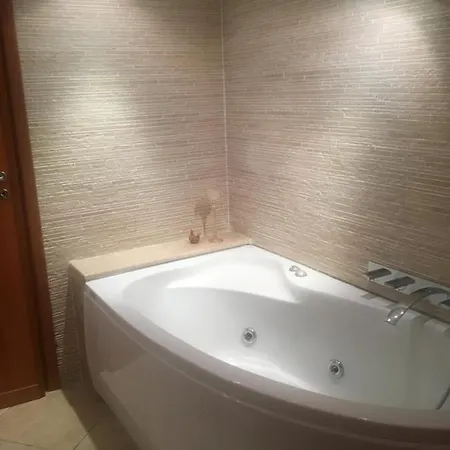 Tramura Con Vasca Idromassaggio Guest house